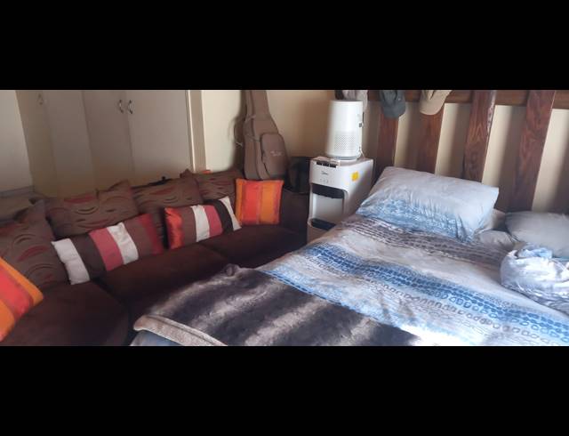3 BEDROOM HOUSE FOR SALE IN OVERKRUIN